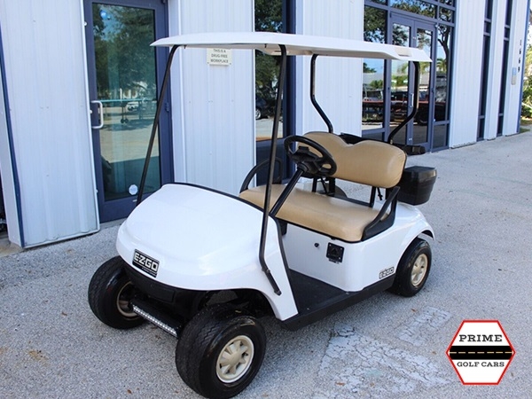 White EZGO 2 Passenger Golf Cart affordable golf cart rental, golf cart rent virginia beach